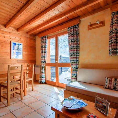 Le Gouroun Hameau Des Chazals Nevache Hautes Alpes Exterior photo