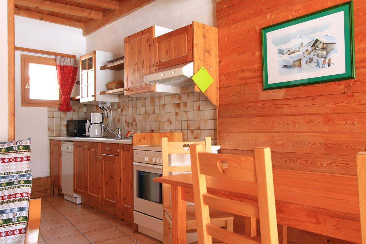Le Gouroun Hameau Des Chazals Nevache Hautes Alpes Exterior photo